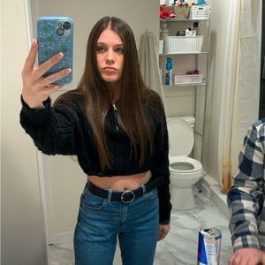 Meet your Posher, Hunter